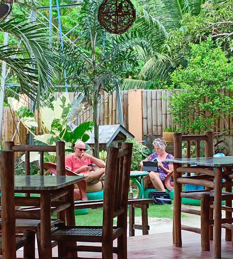 Greenhut Pension & Bar Jagna Екстериор снимка